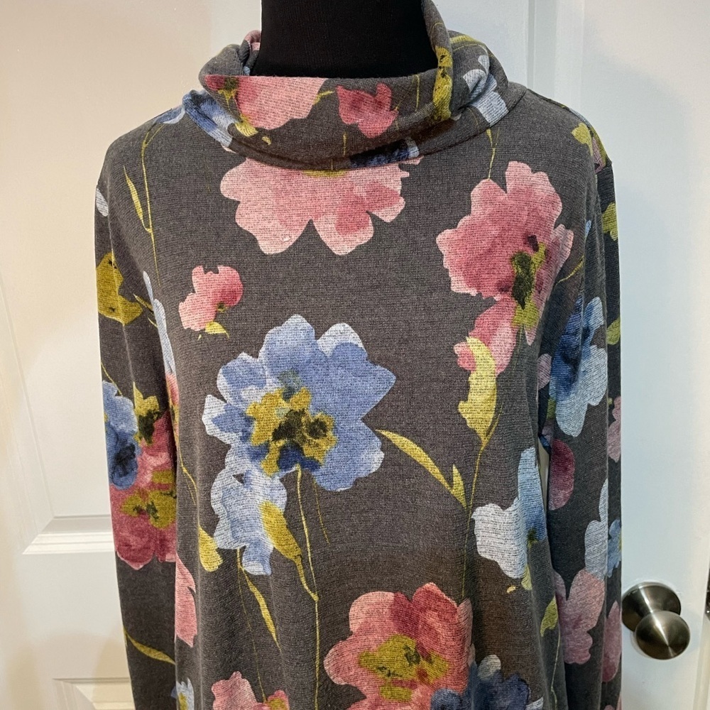 Trisha Tyler Floral Cowl Neck Sweater - Multicolor on Gray CB-AQ (Nov) - Picture 2 of 7